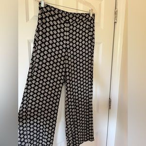 Old Navy Playa Soft-Spun Wide Leg Pants